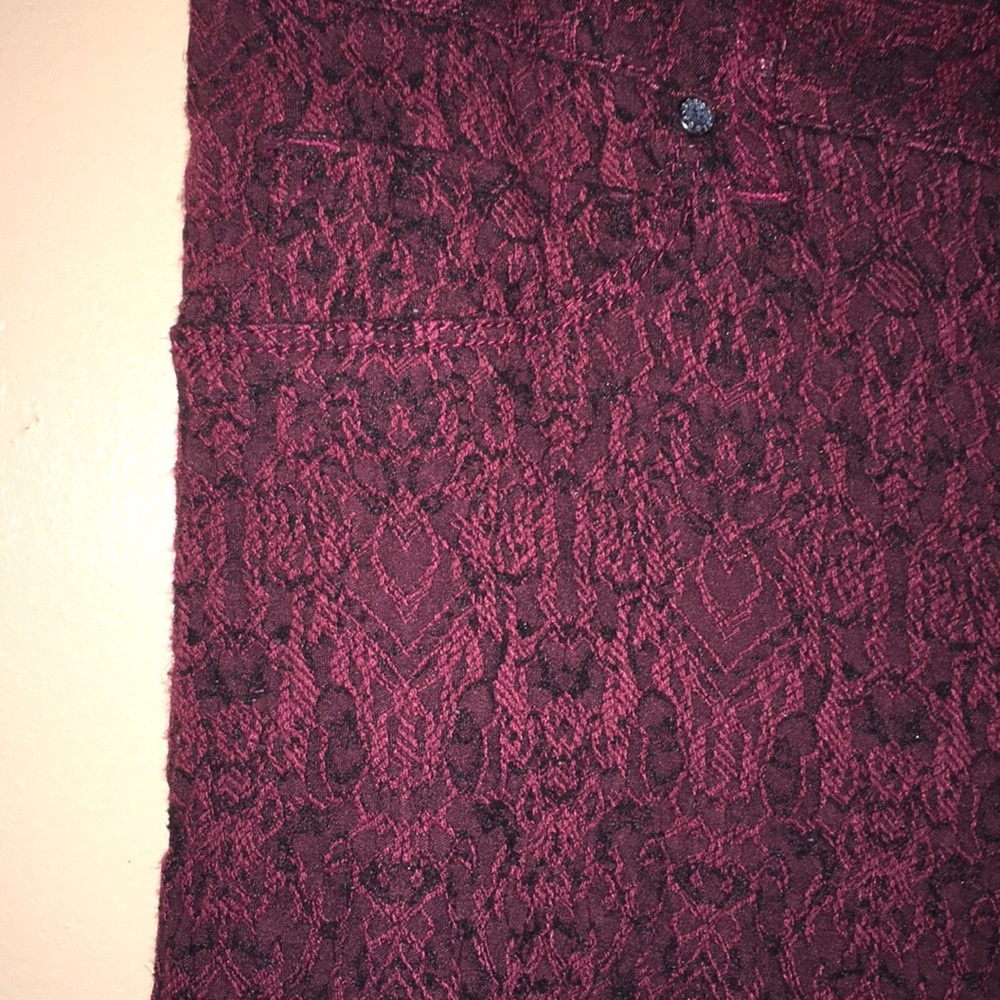 Maroon Jeans - Picture 3 of 4